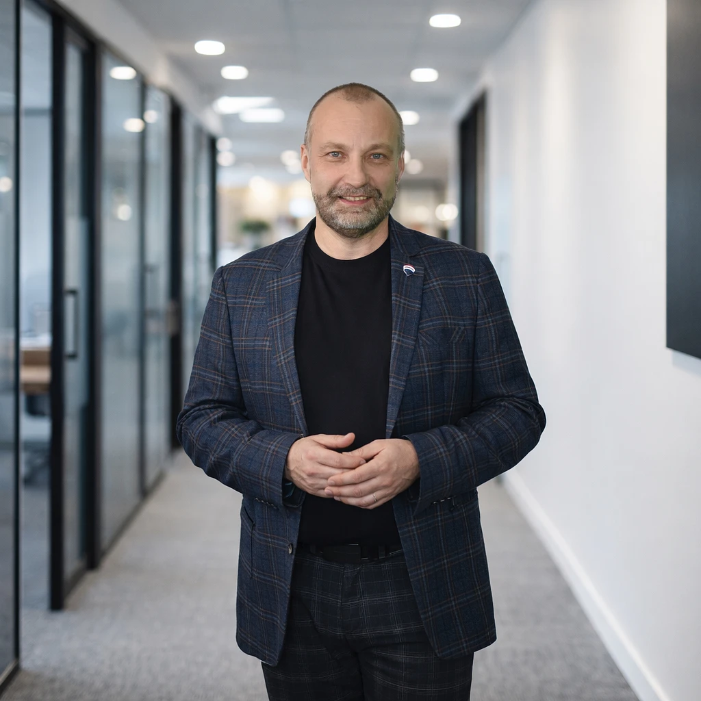 Krzysztof Wojteczko - właściciel ReMAX Unity w biurze